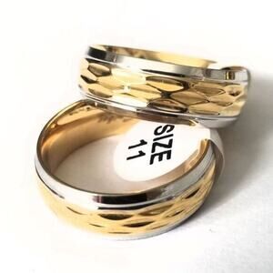 New gold and silver toned‎ ring size 12